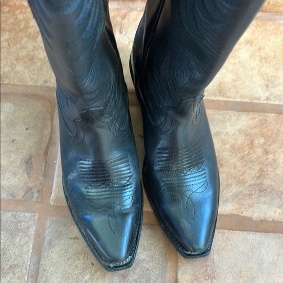 Tecovas Midnight Annies - Picture 2 of 4